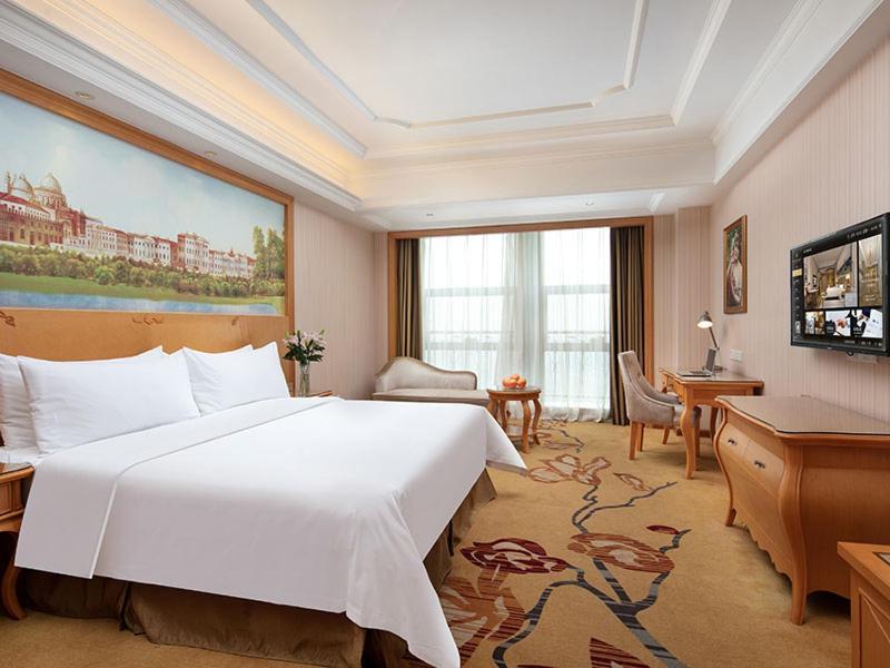 Vienna International Hotel Jiujiang Shili Street Экстерьер фото