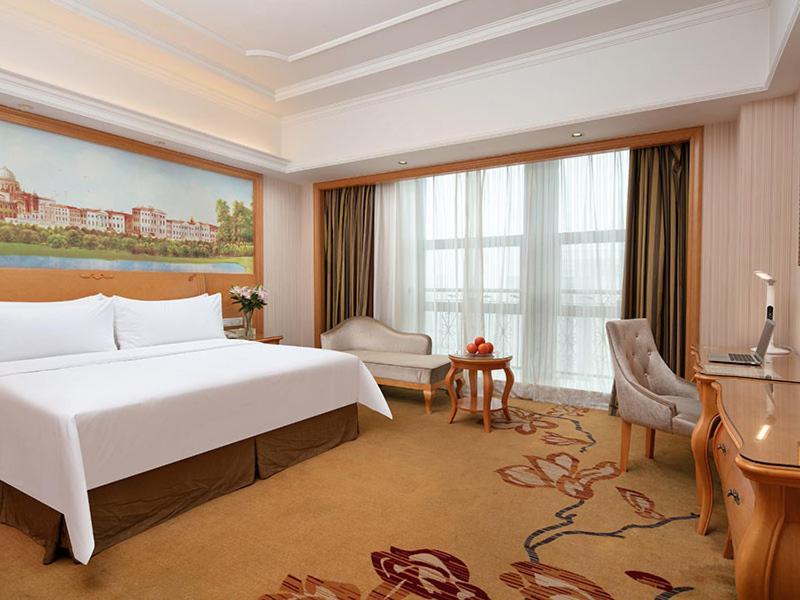 Vienna International Hotel Jiujiang Shili Street Экстерьер фото